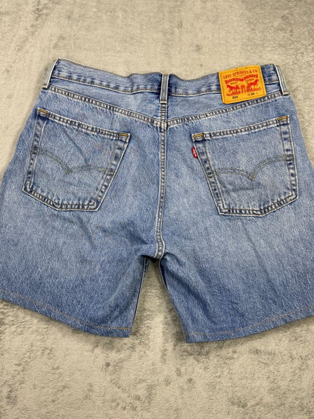 Levis 454 Low Rise Relaxed Jean Shorts Mens 36x6.5" Baggy Jorts Light Wash Denim